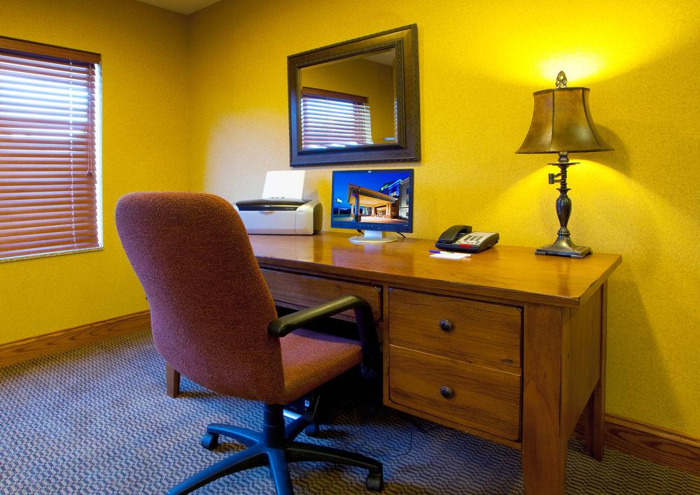 Holiday Inn Express Hotel & Suites Weston By Ihg Zewnętrze zdjęcie