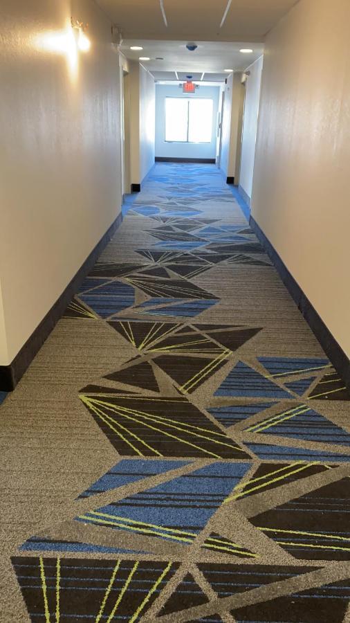 Holiday Inn Express Hotel & Suites Weston By Ihg Zewnętrze zdjęcie