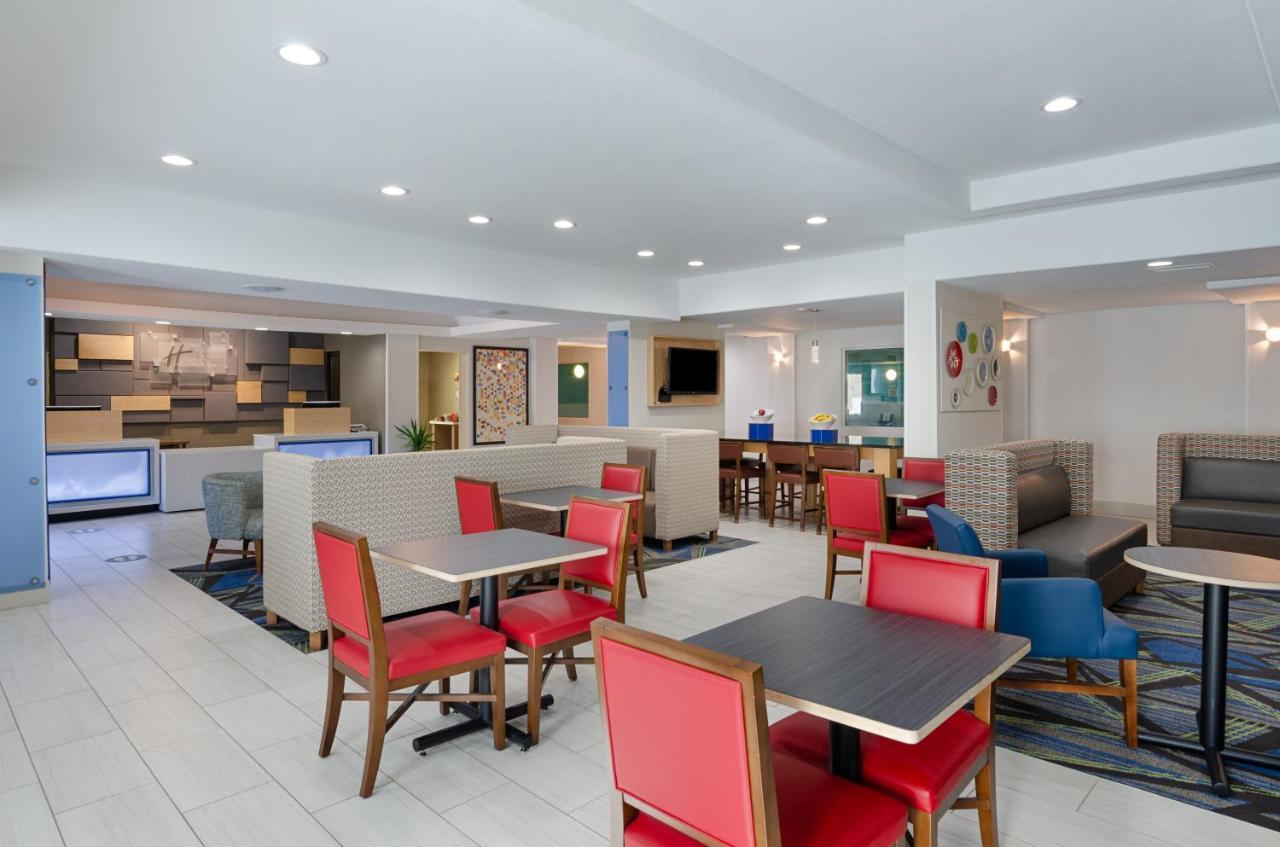 Holiday Inn Express Hotel & Suites Weston By Ihg Zewnętrze zdjęcie