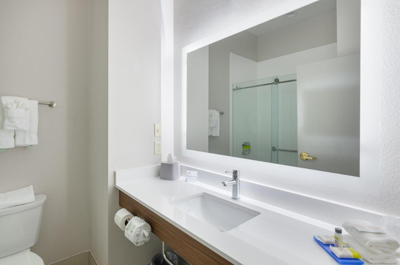 Holiday Inn Express Hotel & Suites Weston By Ihg Zewnętrze zdjęcie