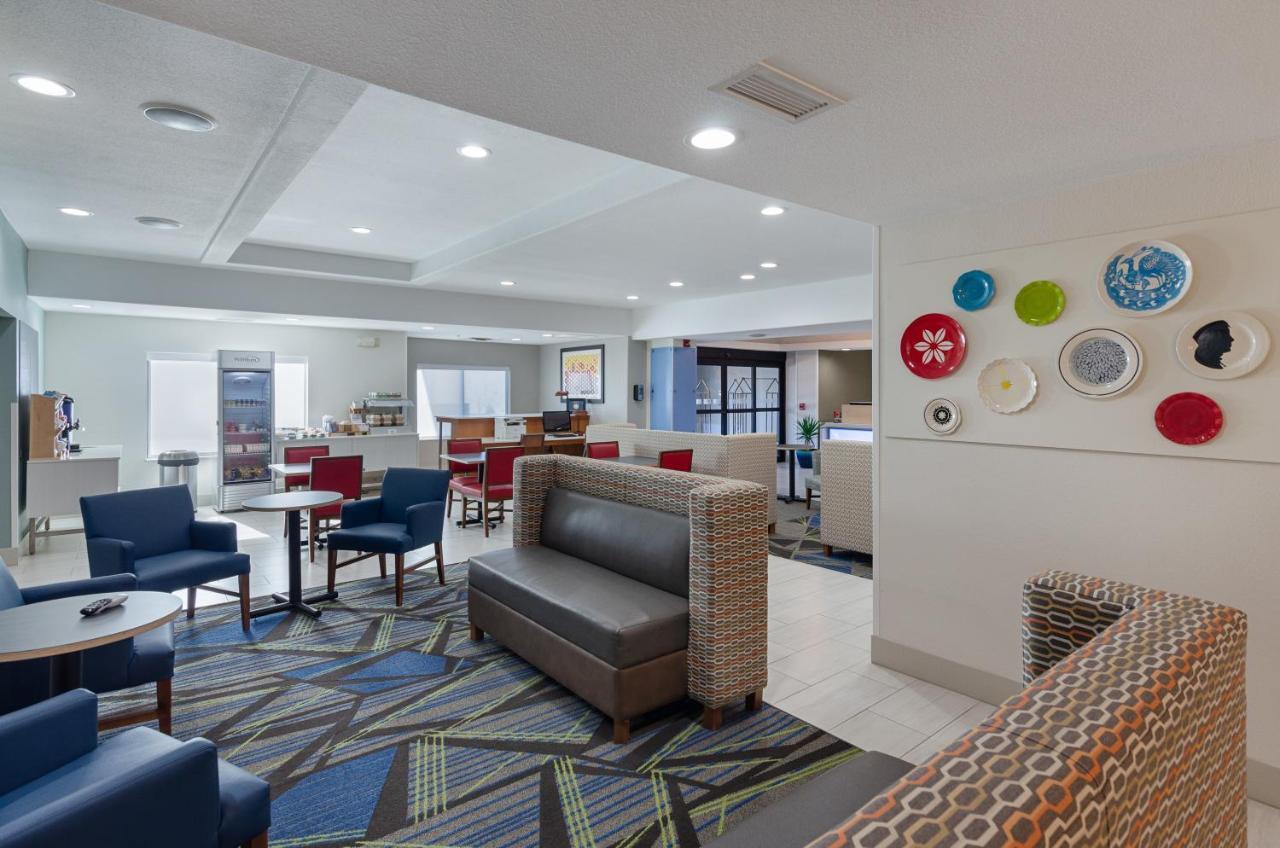 Holiday Inn Express Hotel & Suites Weston By Ihg Zewnętrze zdjęcie